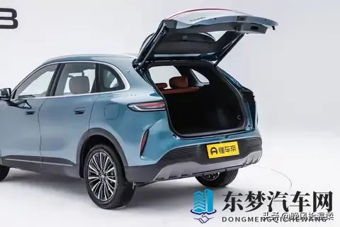 第五代瑞虎8正式开卖！尺寸暴涨，双面设计，999万起要颠覆市场-1