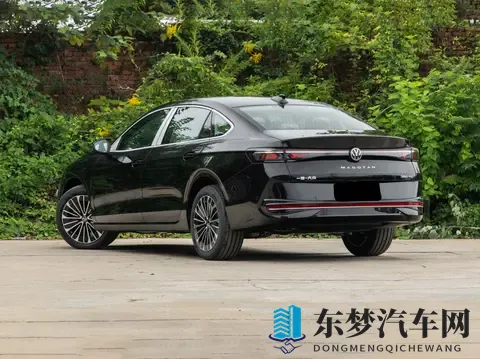 2026款大众迈腾B9实车亮相，配置新升级，两种动力可选-2