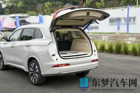 预售1398万，超长续航+四驱，带你看第三代蓝电E5 PLUS-2