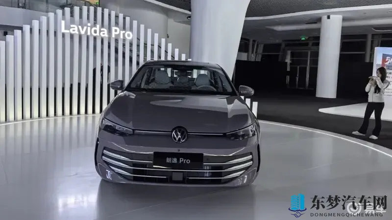 国民家轿大升级！朗逸 Pro 限时价888万元起-1