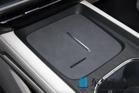 20万级驾控与智能体验，现在1499万起？年轻人这次能轻松拿下了-3