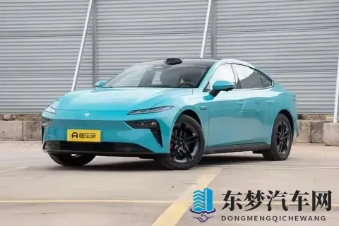 15万级轿跑新贵，全系激光雷达+8295芯片，试驾奕派eπ007+-1