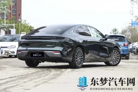 预算15万内就能买的C级插混,这3款值得一看,还带按摩座椅-3