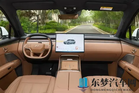 别让“大三排”变“大焦虑”，乐道L90和领克900谁更懂二胎家庭？-3