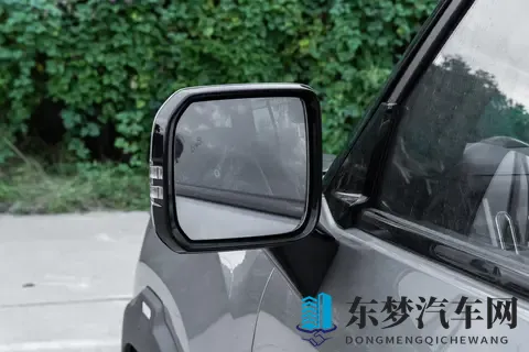 试驾捷途山海T1：15万级电混方盒子，三电机+四驱，可城可野-2