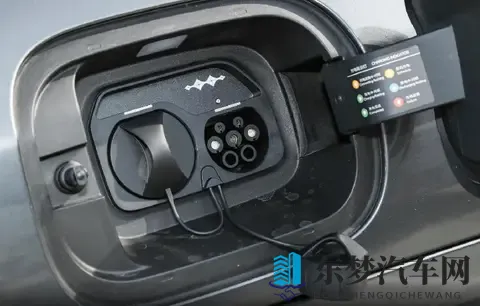 首月销量破2万！方程豹钛7以硬派设计与科技配置赢得市场-3