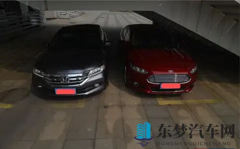 254马力对决混动标杆， 蒙迪欧与雅阁怎么选？-3