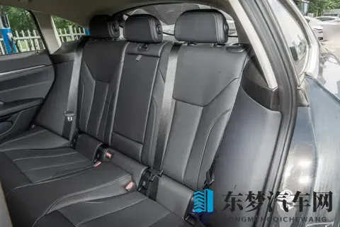 宝马 4 系避坑：425i vs 430i 差 4 万选谁-2