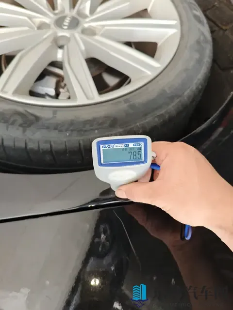 真实 交video老少配：科技新潮流：老少搭配，汽车销售体验升级-2