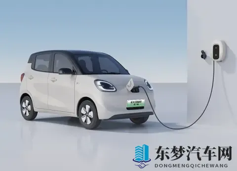 售558万元_续航提升 五菱宏光MINIEV四门版301km臻享+款上市-1