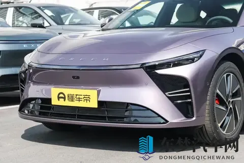 试驾星纪元ES,全家人都满意,综合续航1645公里,性价比确实高!-3