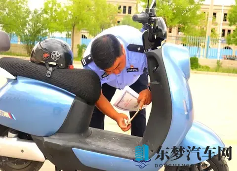 一区二区三区黄:都市分区揭秘,黄牌警示留意-2