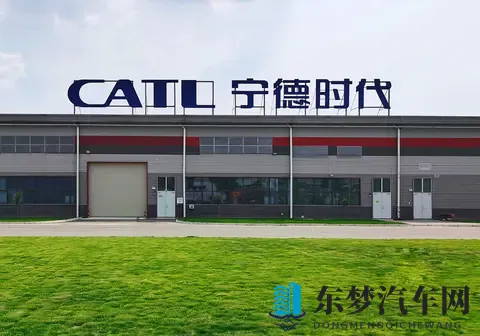 车企扎堆求货，何小鹏直言“跟电池厂商老板都喝过酒了”！动力电池产能又吃紧，购置税即将退坡是主因？-2