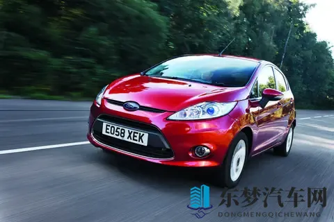 男生和女生叉叉：汽车购车偏好揭秘：男女大不同，谁更胜一筹？-2