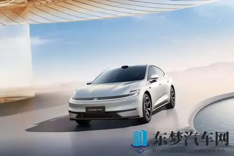 1099万起的长安启源A06值得入手么？这些优缺点你需要知道-3