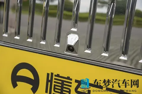 39秒破百续航700+，极氪009凭啥这么火？开起来咋样？-3