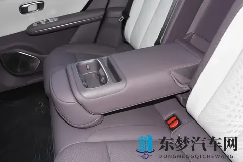 长安启源A06：续航够用，空间宽敞，配置够用，适合家庭用车-3