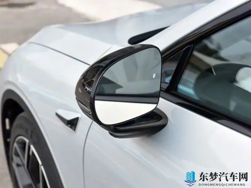 深蓝又一搅局者！全系激光雷达，还带电动尾翼，要火的节奏