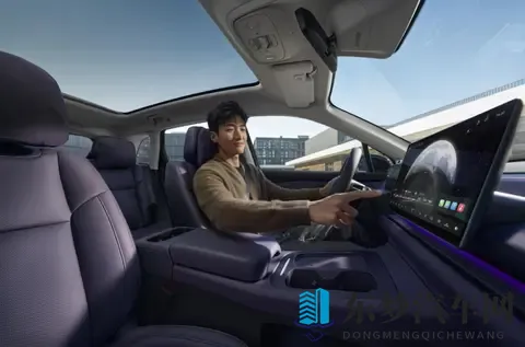 为什么大家都在买零跑 C10？优惠后916万起值得冲吗？-3