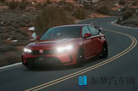 纠结思域？先看这4个核心优点+4个缺点，买车不踩雷-2