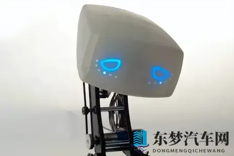 车载机器人：除了安全，还能帮你“路怒”？-2