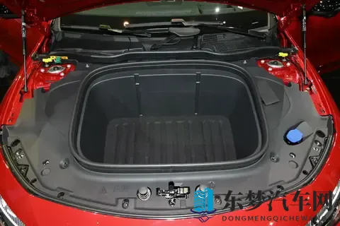 奔驰CLA级纯电版来了，配Momenta辅驾，800V+866km续航才是卖点？-1