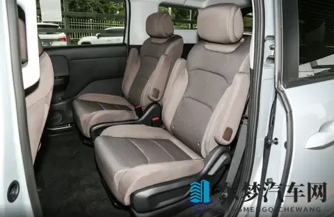 三种动力两种前脸造型，五菱星光730准备充分，势必要大火一把-1