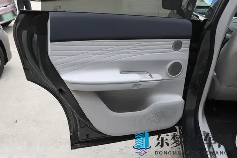 2025款星纪元ET增程+纯电  猎鹰辅助驾驶+飞鱼底盘  11月又有专属权益-3