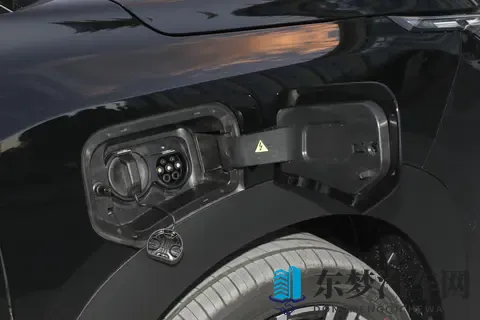 1268 万起售，增程车也能静谧舒适？这款新车值得一看！-1