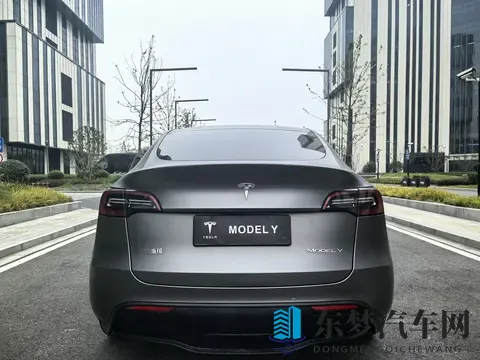 15万不到拿下代步神器？22年特斯拉Model Y，通勤家用都合适