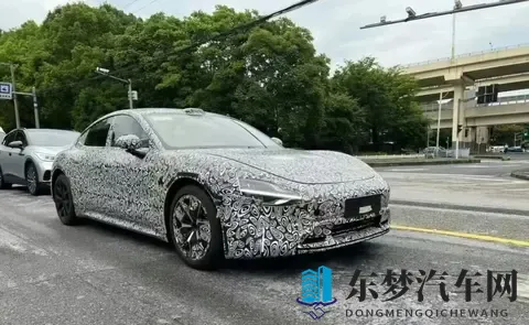 新款小米SU7来了，12项升级曝光！老车主哭了？-2