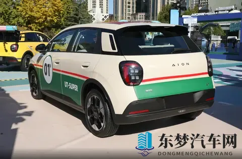 黄色软件网站下载3.0.3免费下载安装：汽车爱好者必备！全新软件3.0.3版免费来袭-1