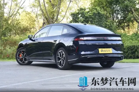 10万出头，也能拥大空间SUV？揭秘超值选择-1