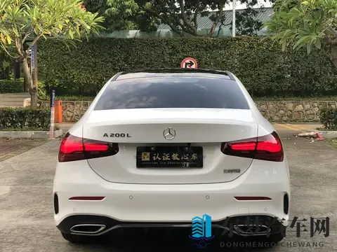 捆绑调教白丝：丝袜束缚下的独特调教体验