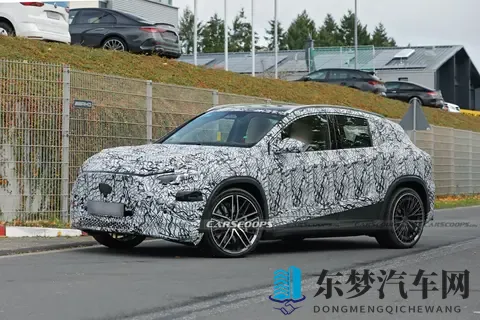 AMG纯电“小钢炮”GLA EQ谍照曝光:消息称500马力,还有漂移模式-1