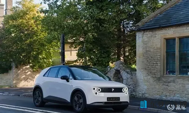 萤火虫右舵版量产车下线 即将登陆新加坡市场-1