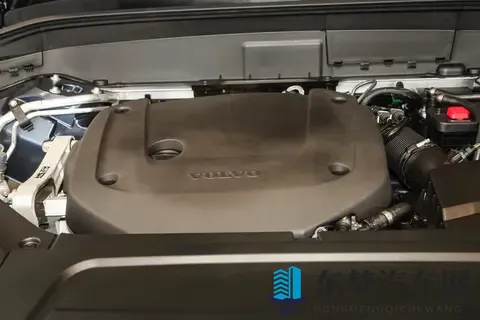 2026款沃尔沃XC90正式上市,三种动力布局深化市场覆盖-1