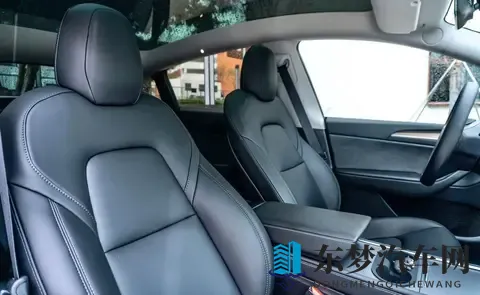 特斯拉Model Y821公里续航,2885万值不值?四大版本终极选购指南-2