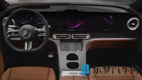 全新2026款奔驰GLC 400豪华EQ SUV揭秘：创新技术与高性价比-1