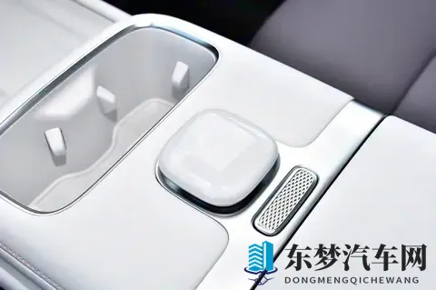 又一全新中大型轿车来袭!1099万起,启源A06开卖,网友:稳了-1