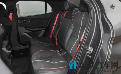 这台领克03,配置丰富,动力强劲,你会喜欢吗?-1