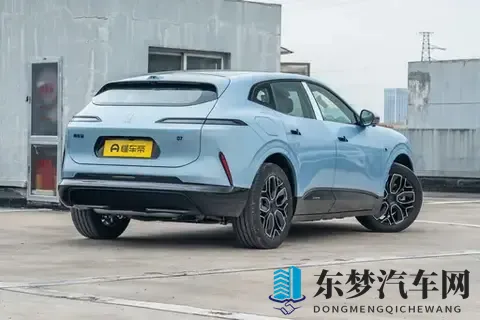 全系标配5C快充+双排按摩，这款中型SUV怎么样-3