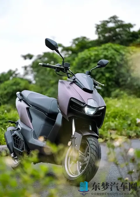 豪爵三阳疯了！万元级平踏杀疯，天价大踏板崩盘预警！-1