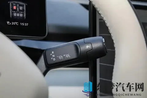 后驱+入门340马力，全系400V快充，限时1458万起，新款极氪X上市-1