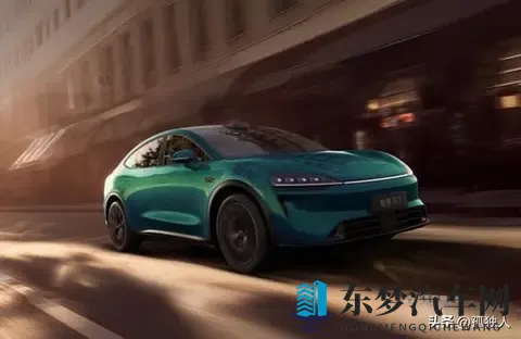 智界R7卖爆了，华为技术压倒对手，用户真买账吗-2