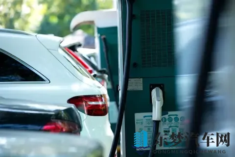 电动车的“反人类”设计，是创新还是噱头？-2