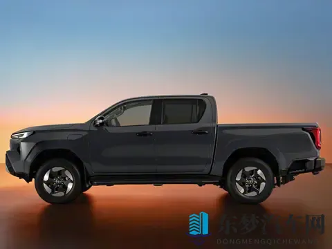 全新丰田HiLux来了：燃油与纯电版本，值不值得入手？-1