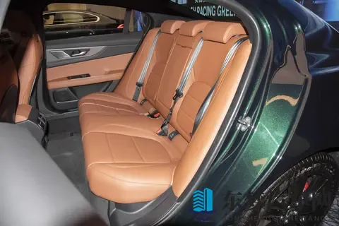 买捷豹 XEL 避坑：加 12 万选耀黑版值吗？-2