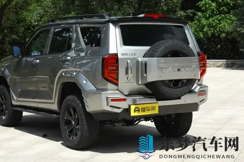 新款坦克400上市，硬派SUV市场的多元选择-2