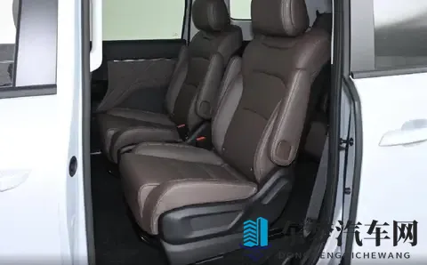 五菱星光730为何这么火？预售订单破万，768万起售，真香-3